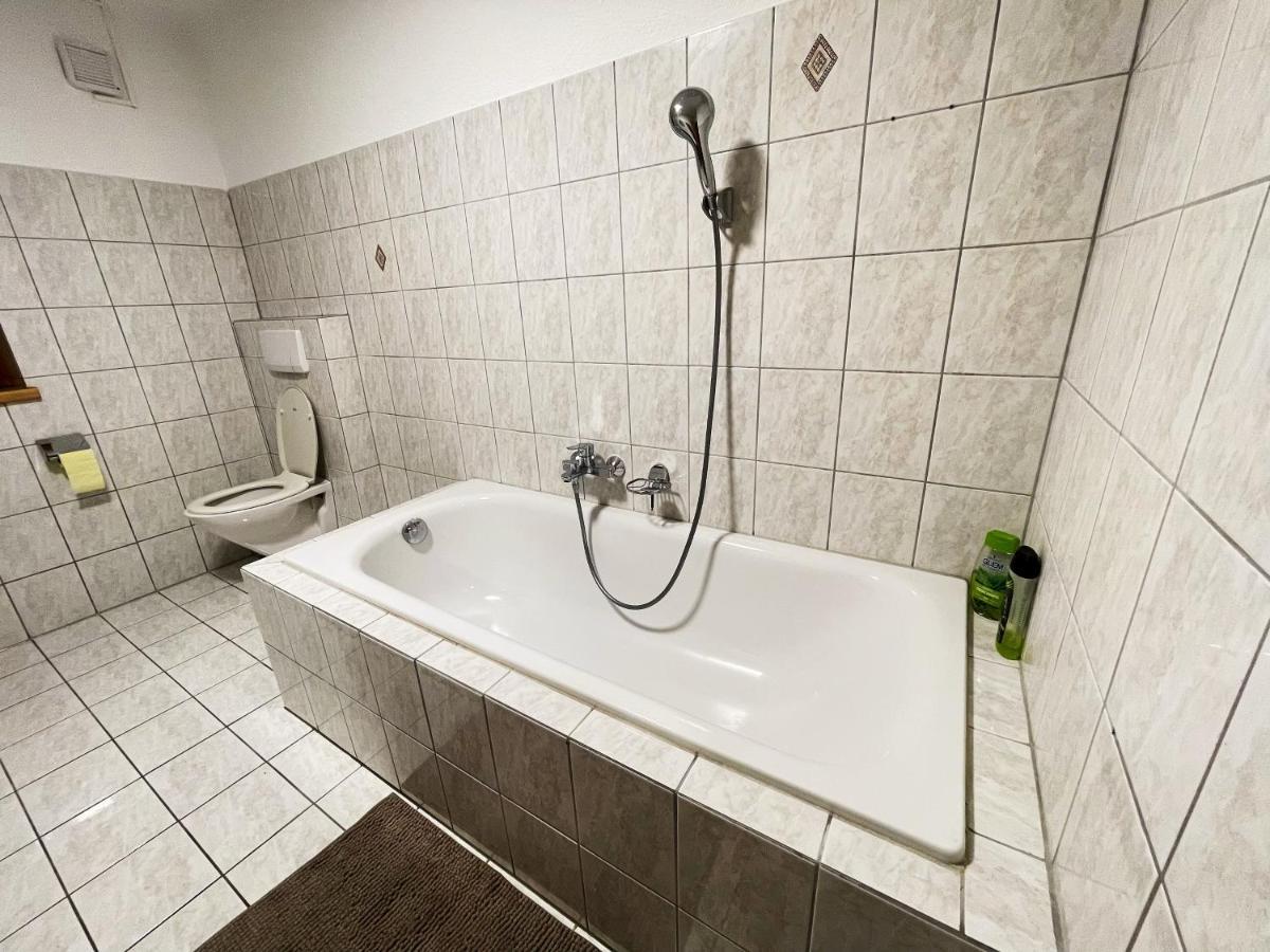 Frog'S Palace 3 Altach Экстерьер фото